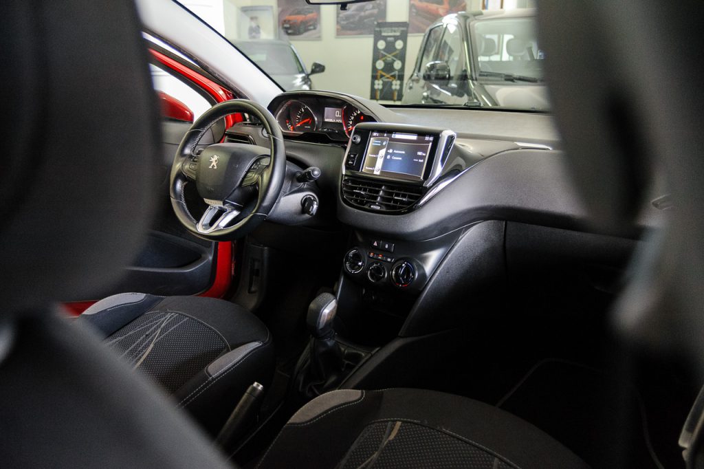 Peugeot 208 1.4 HDI 5p 8v Access