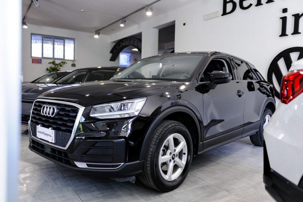 Audi Q2 30 1.6 TDI S tronic Business my19
