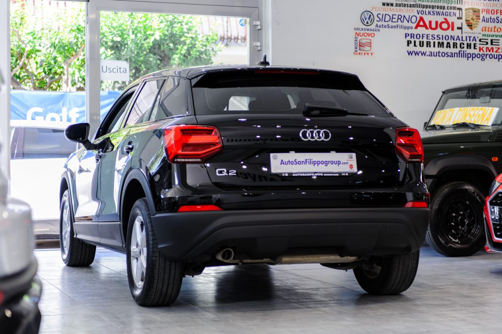 Audi Q2 30 1.6 TDI S tronic Business my19