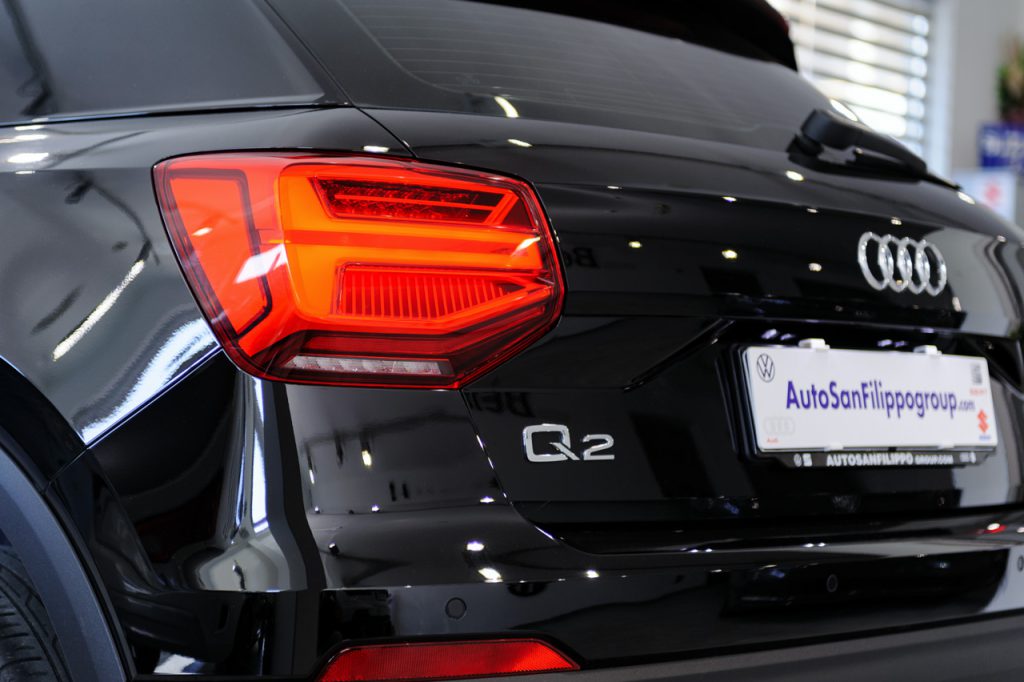 Audi Q2 30 1.6 TDI S tronic Business my19