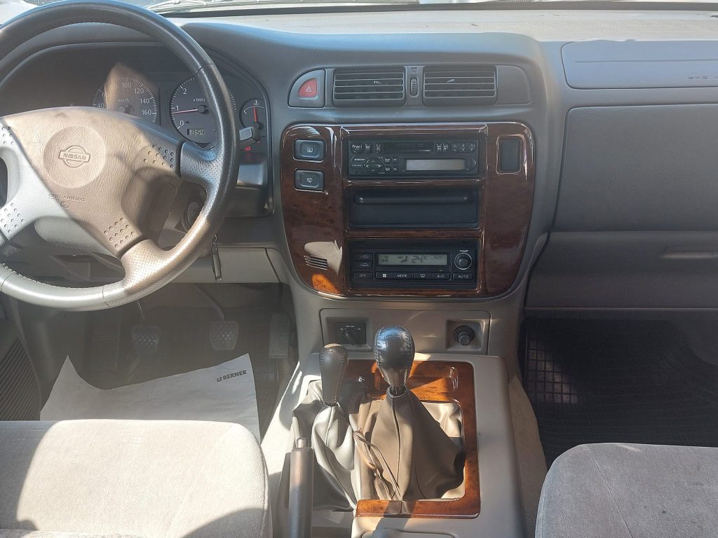 Nissan Patrol GR SW 2.8 td SE