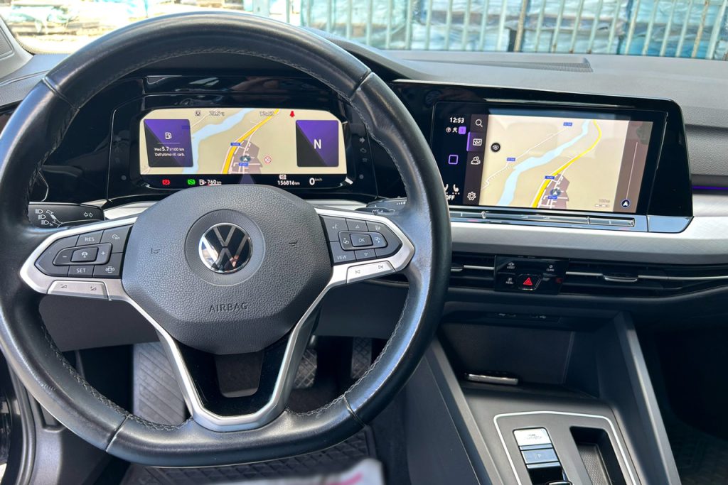 Volkswagen Golf 2.0 TDI 150CV DSG Life