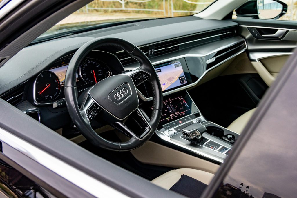 Audi A6 Avant 40 2.0 TDI mhev S-tronic Business Plus