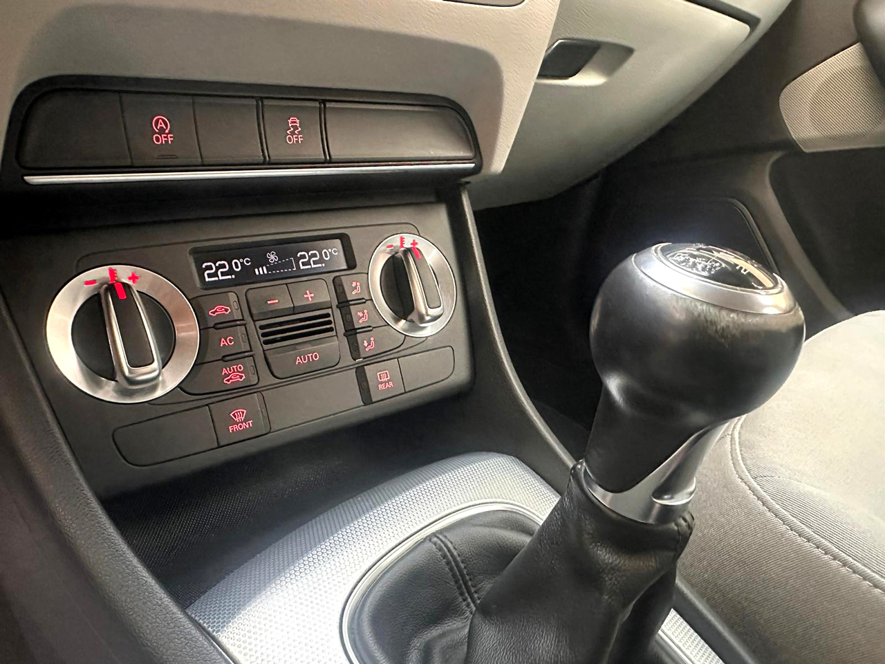 Audi Q3 2.0 TDI 140CV Business