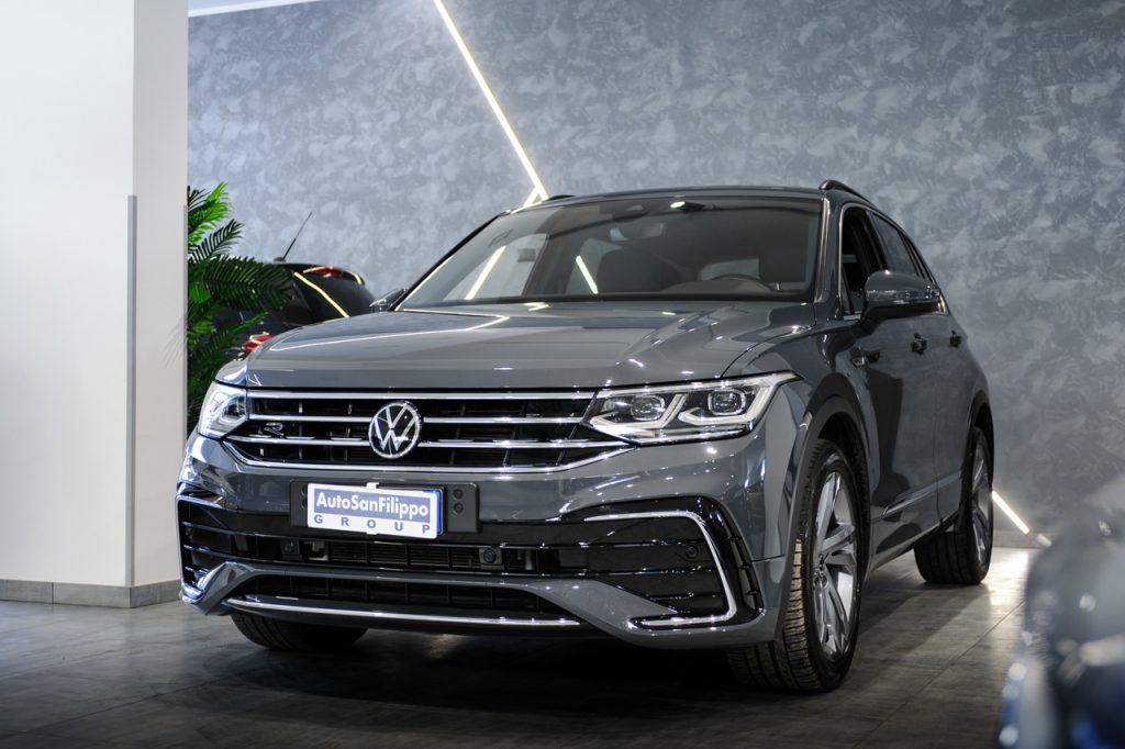 Volkswagen Tiguan 1.5 TSI 150CV DSG R-Line