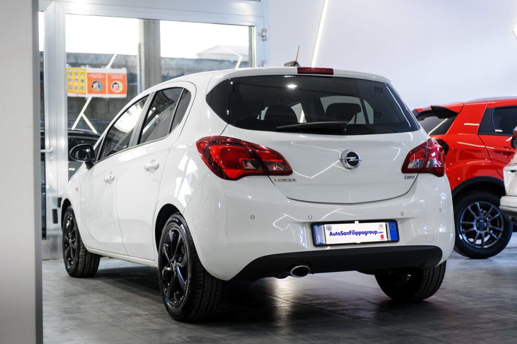 Opel Corsa CDTI 75CV Black Edition