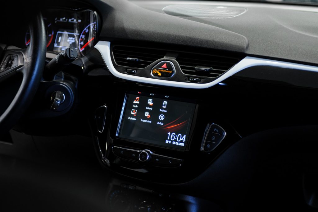 Opel Corsa CDTI 75CV Black Edition