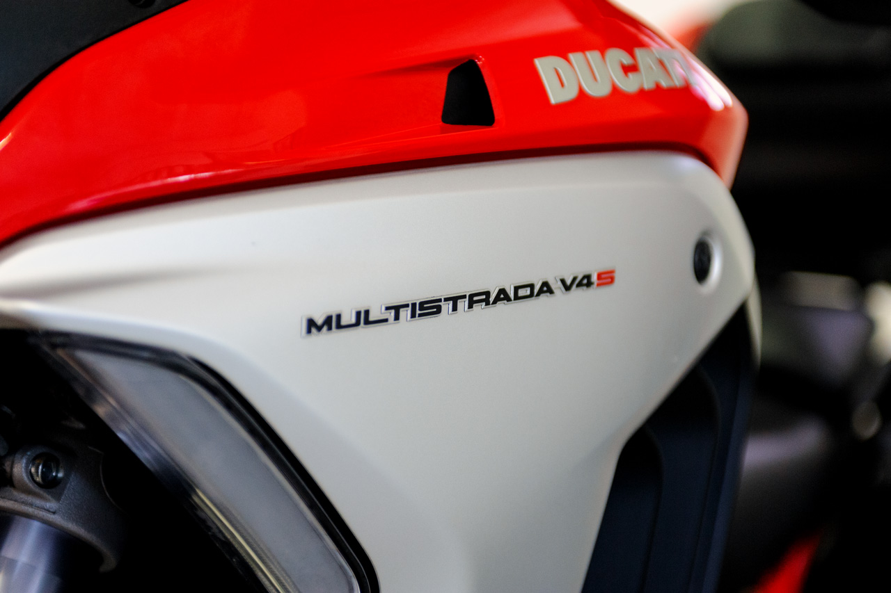 Ducati Multistrada V4 S Travel & Radar