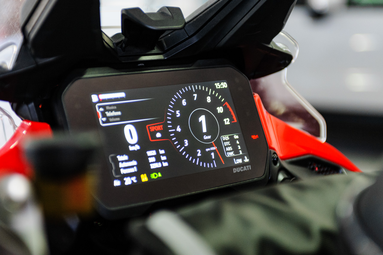 Ducati Multistrada V4 S Travel & Radar