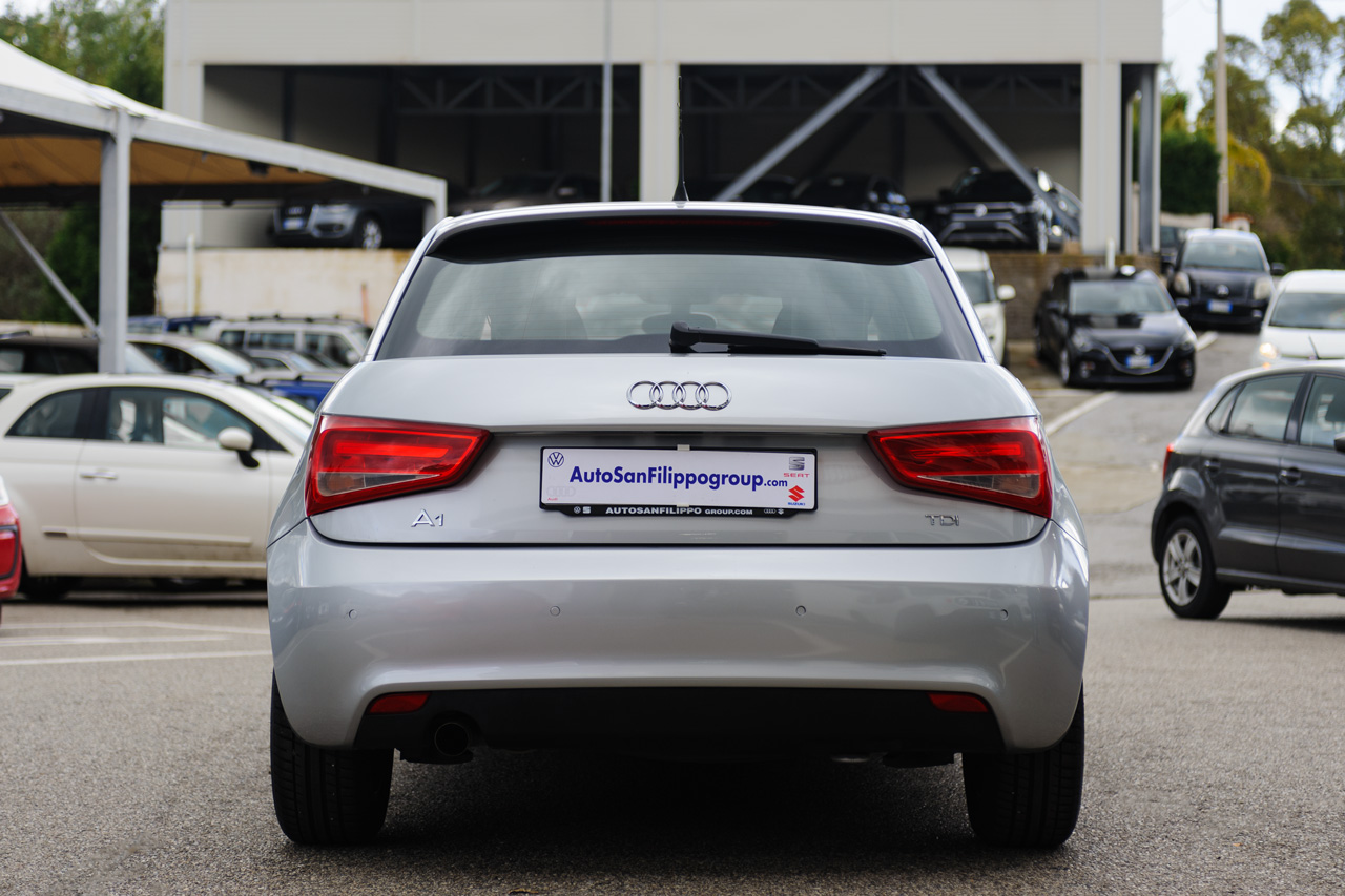 Audi A1 SPB 1.6 TDI 105CV Attraction