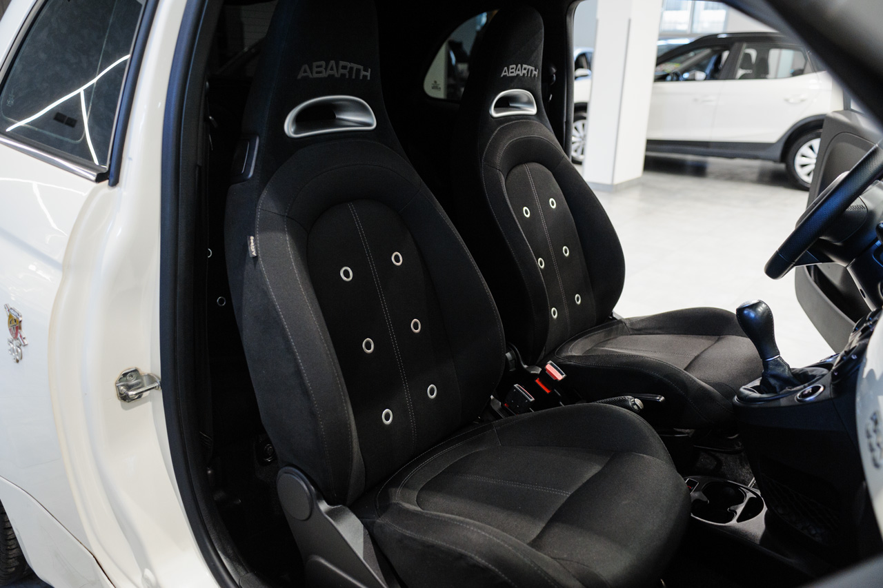 Abarth 595 1.4 T-Jet 145CV