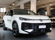 Volkswagen T-Roc 1.5 eTSI 150CV DSG R-Line