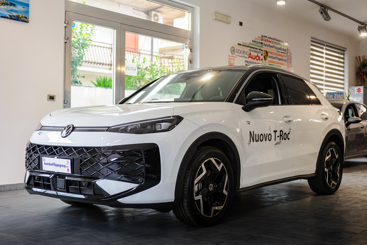 Volkswagen T-Roc 1.5 eTSI 150CV DSG R-Line