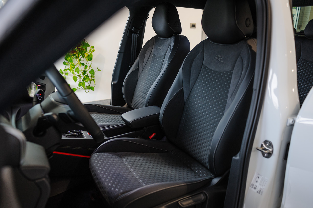 Volkswagen T-Roc 1.5 eTSI 150CV DSG R-Line