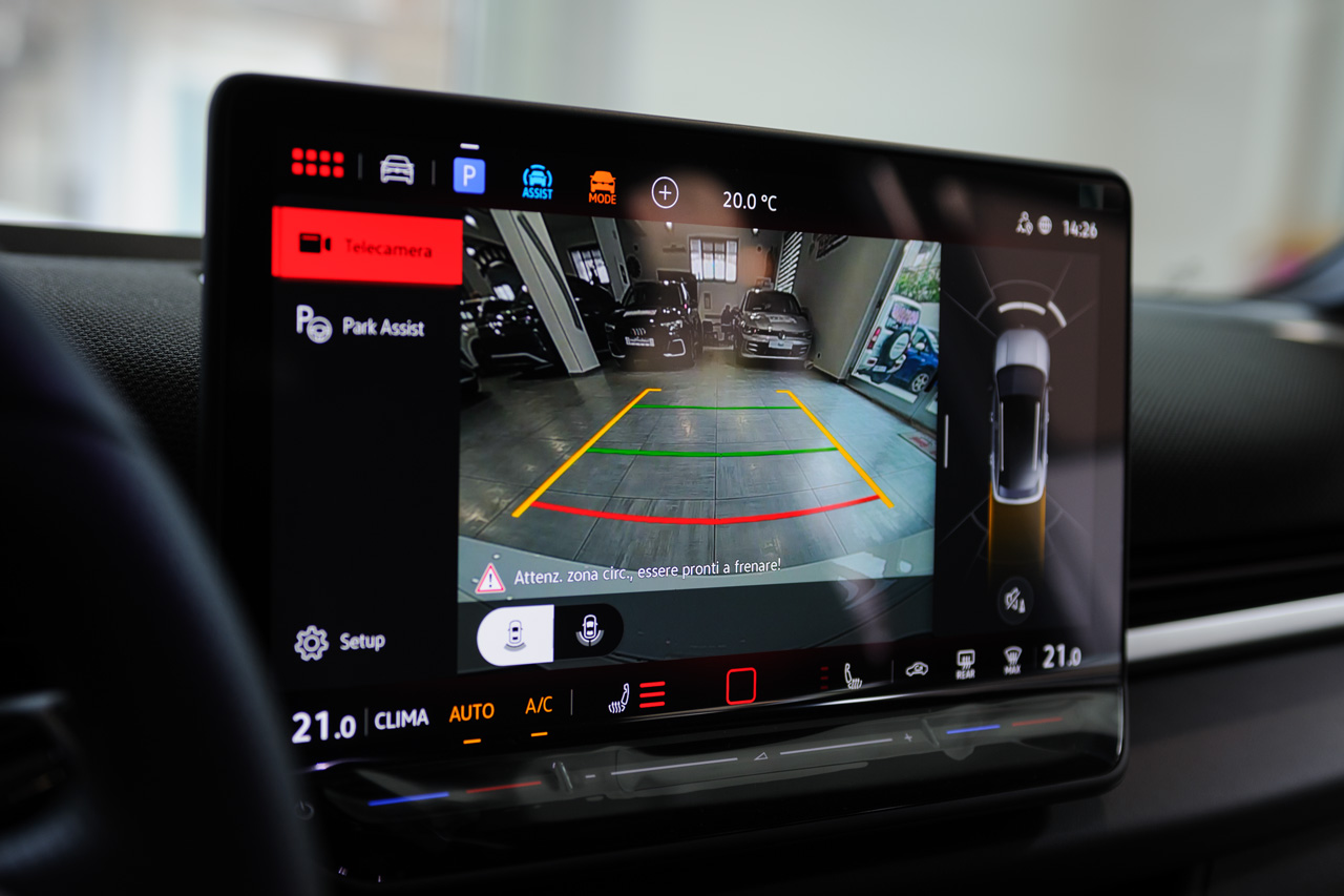 Volkswagen T-Roc 1.5 eTSI 150CV DSG R-Line