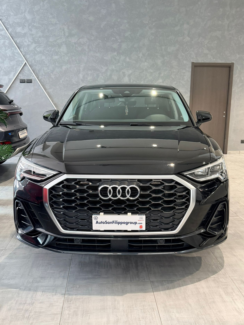 Audi Q3 SPB 35 2.0 TDI S-ronic Business Plus