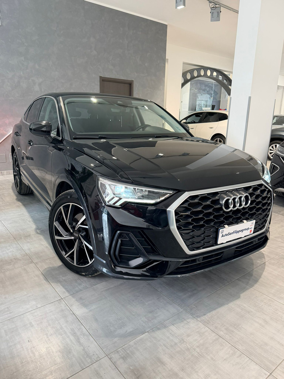 Audi Q3 SPB 35 2.0 TDI S-ronic Business Plus