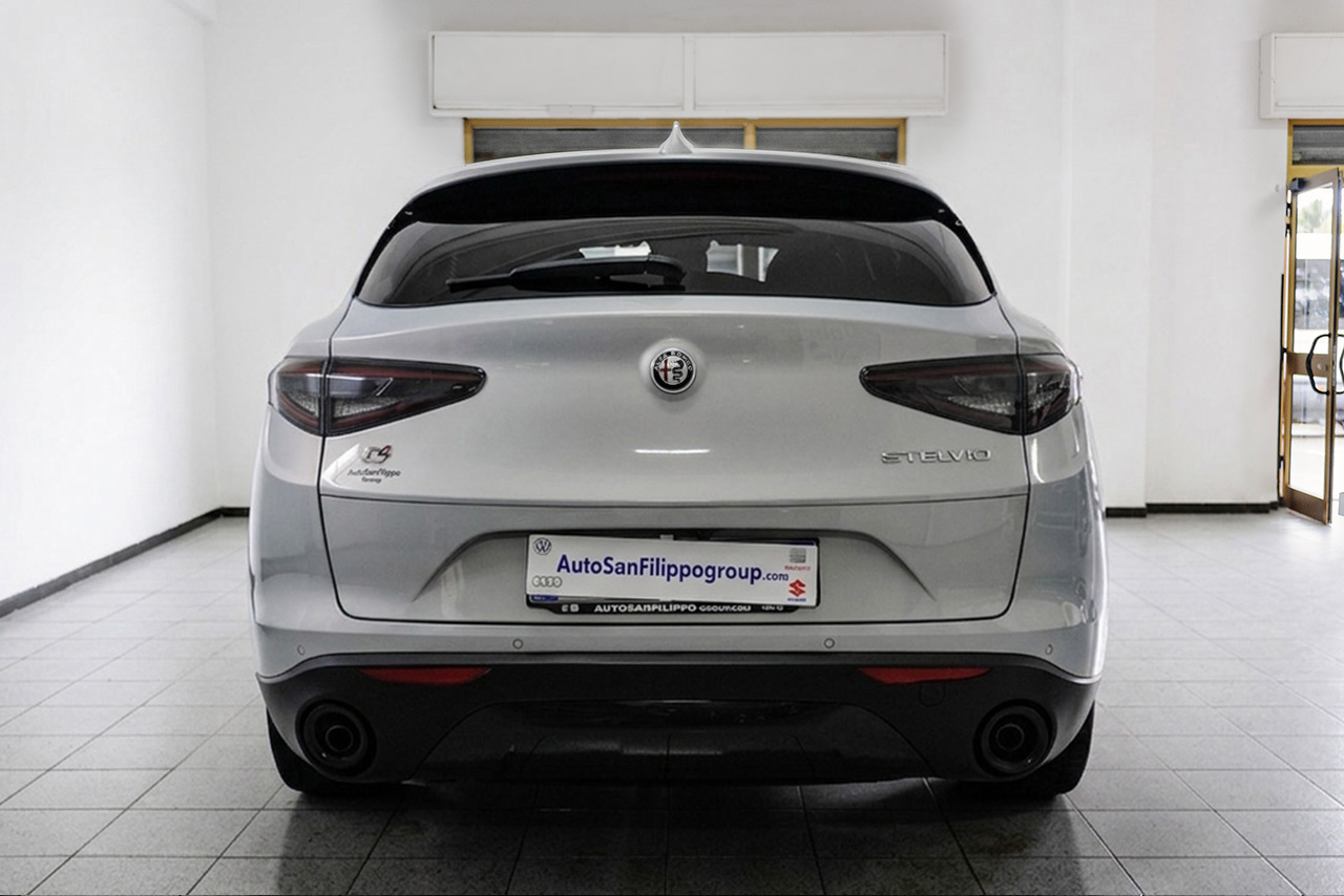 Alfa Romeo Stelvio 2.2 t Veloce Q4 210CV auto