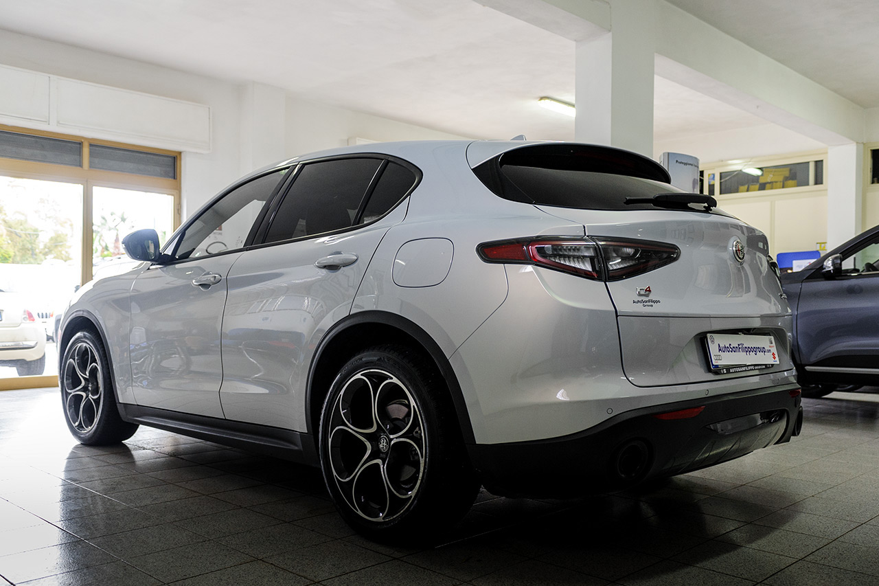 Alfa Romeo Stelvio 2.2 t Veloce Q4 210CV auto
