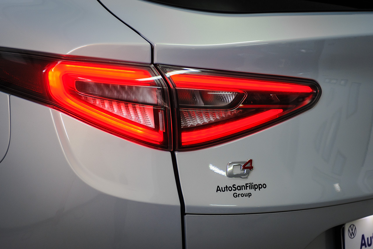 Alfa Romeo Stelvio 2.2 t Veloce Q4 210CV auto