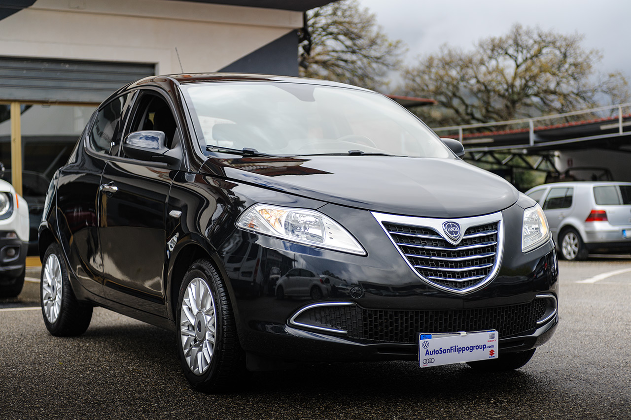 Lancia Ypsilon 1.3 MJT 95CV Gold