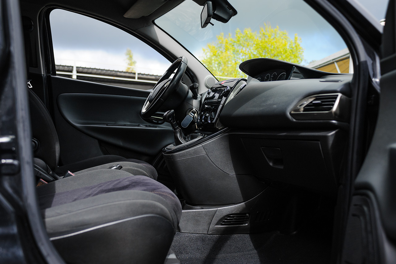 Lancia Ypsilon 1.3 MJT 95CV Gold