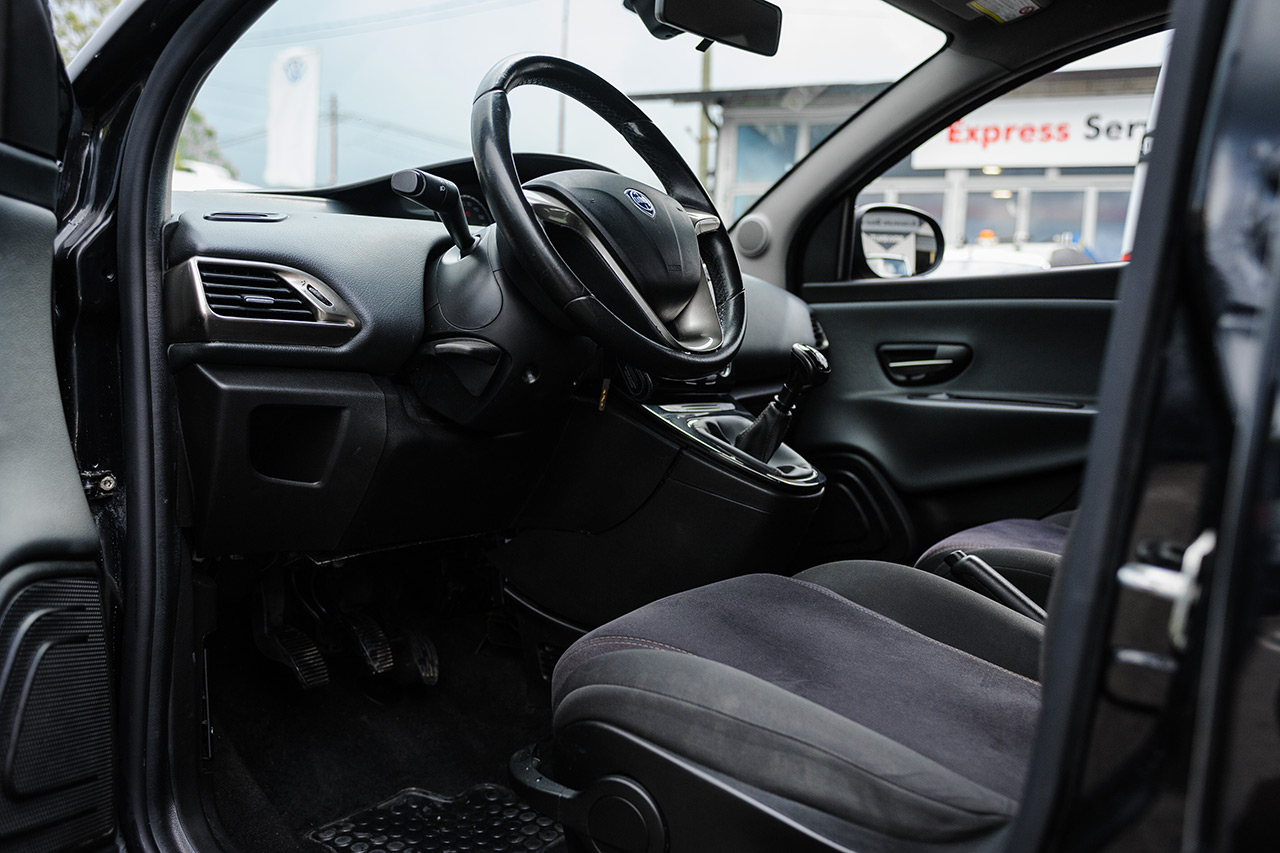 Lancia Ypsilon 1.3 MJT 95CV Gold