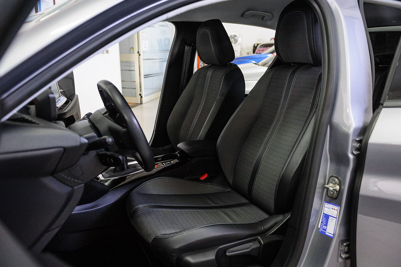 Peugeot 208 1.5 bluehdi Allure