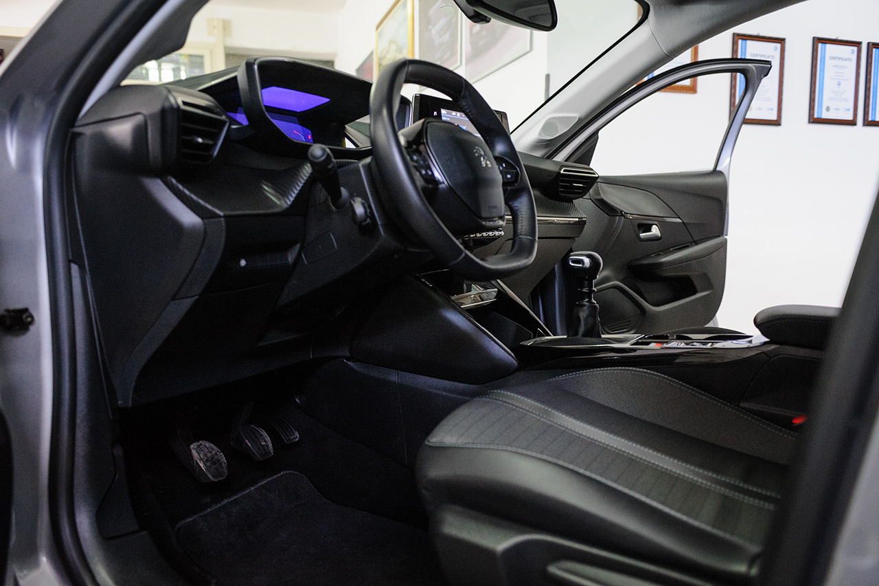 Peugeot 208 1.5 bluehdi Allure