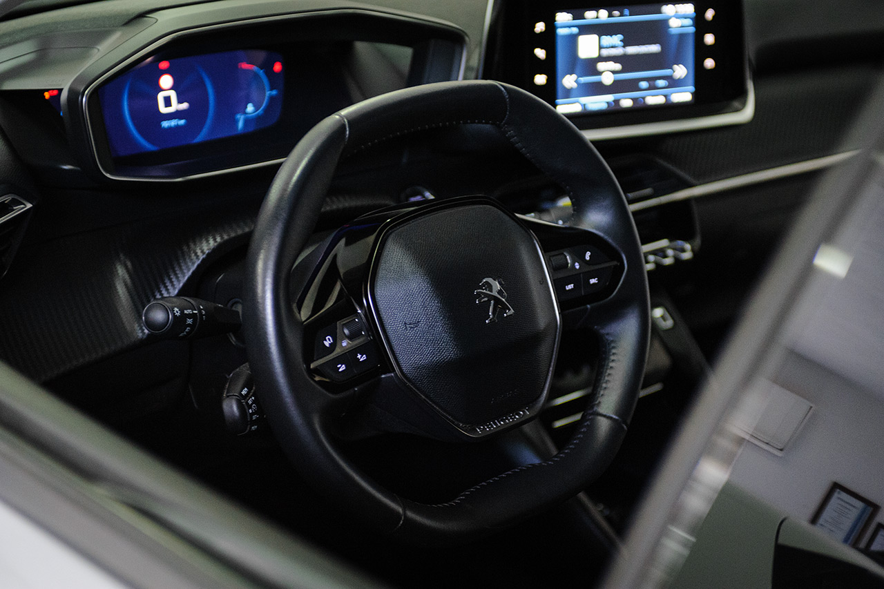 Peugeot 208 1.5 bluehdi Allure