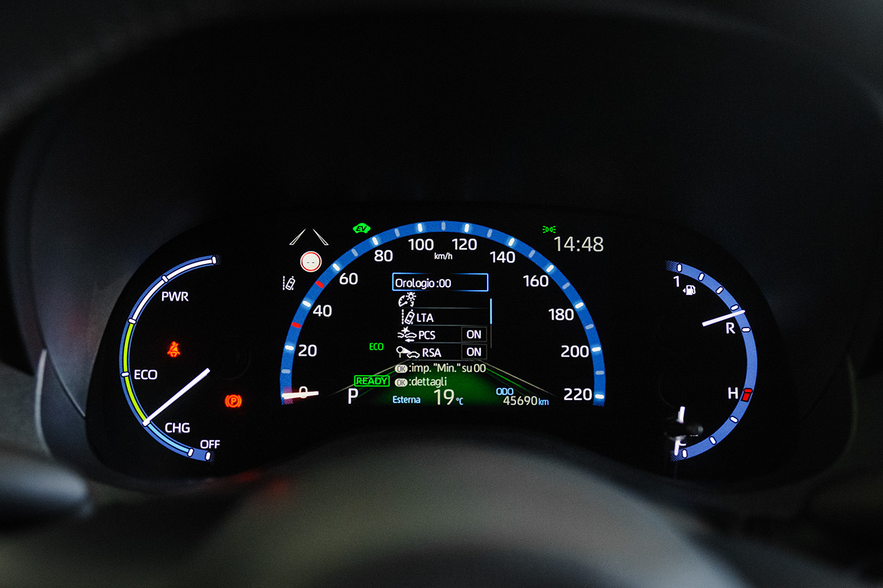 Toyota Yaris Cross 1.5h fwd e-cvt Trend
