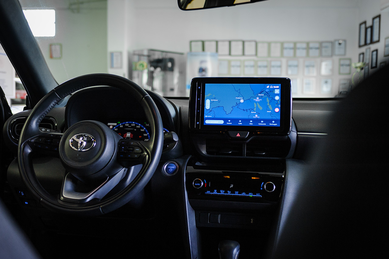 Toyota Yaris Cross 1.5h fwd e-cvt Trend