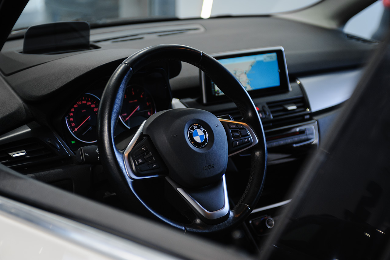 BMW 216d Active Tourer Luxury Business Pack