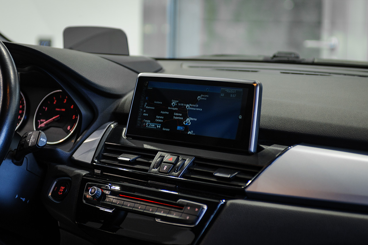 BMW 216d Active Tourer Luxury Business Pack