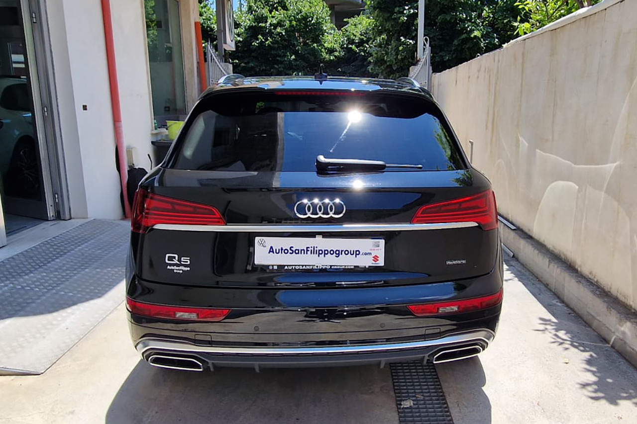 Audi Q5 2.0 TDI mhev 12V quattro S-tronic S line Plus