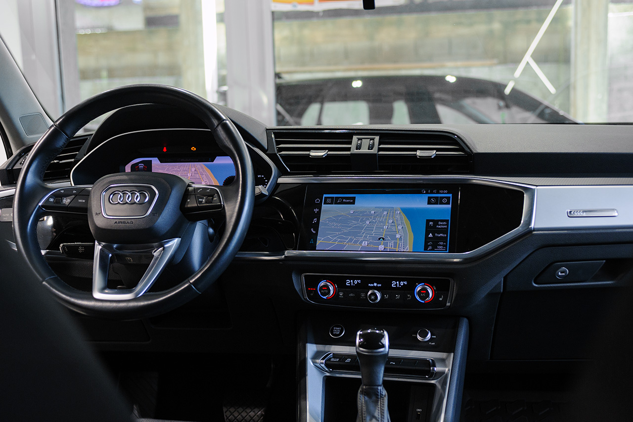 Audi Q3 SPB 35 2.0 TDI S-ronic Business Plus