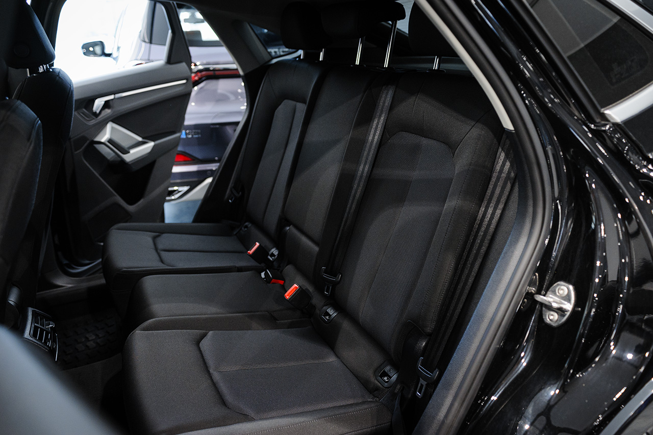 Audi Q3 SPB 35 2.0 TDI S-ronic Business Plus