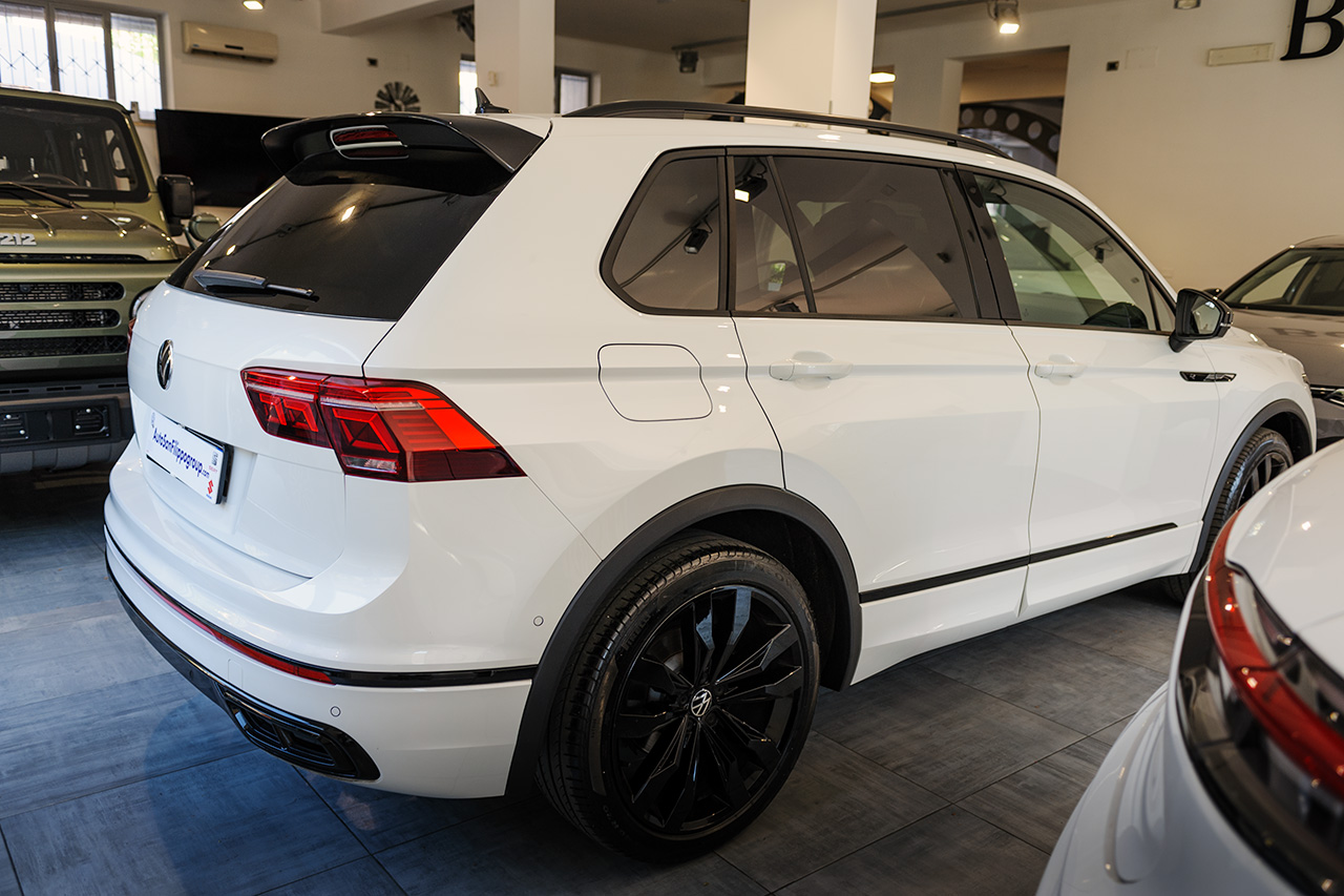 Volkswagen Tiguan 2.0 TDI 150CV DSG R-Line