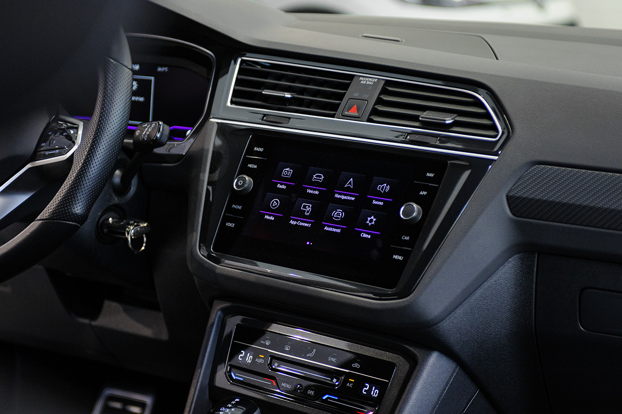 Volkswagen Tiguan 2.0 TDI 150CV DSG R-Line