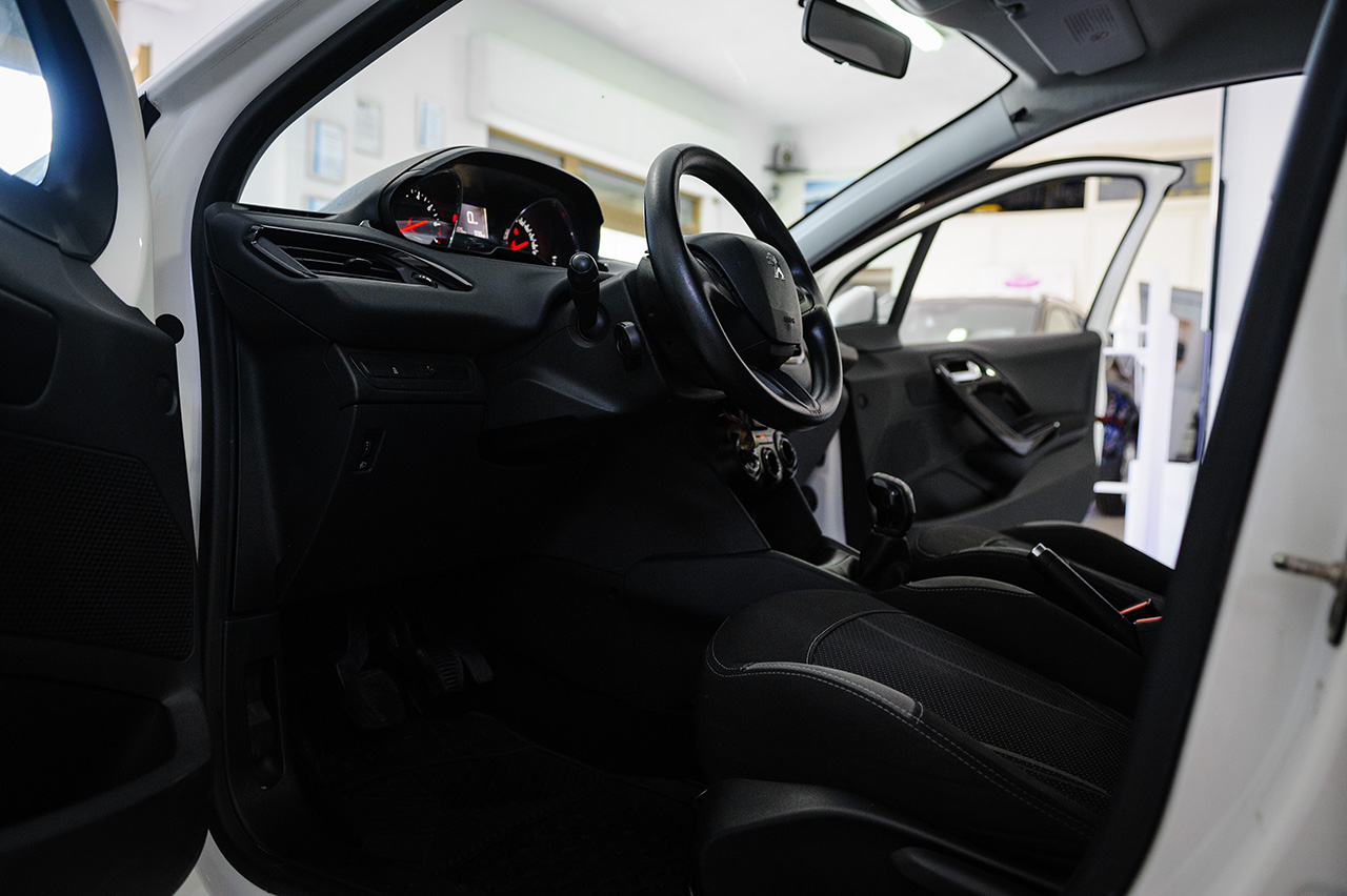 Peugeot 208 1.0 (vti) 12v 5p Active